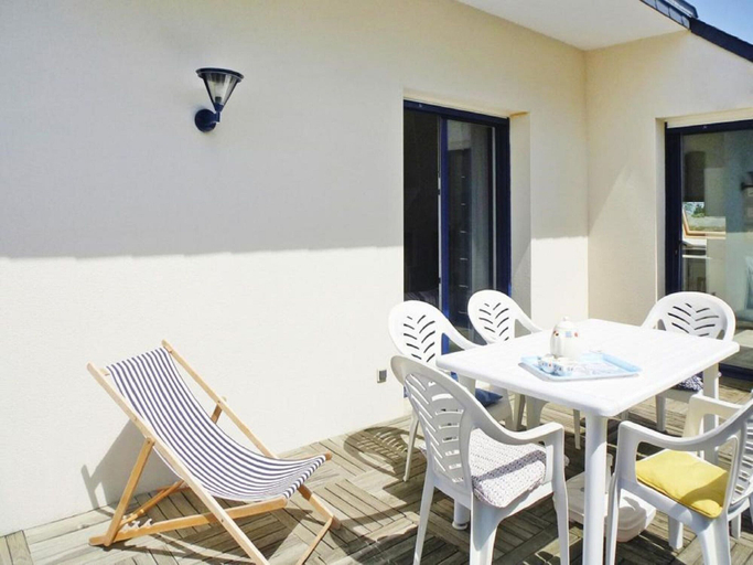 Others 5, Apartment in Pordic near Sandy Beach, Côtes-d'Armor