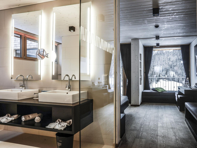 Bathroom 5, Chalet Resort Near Lake, Lienz
