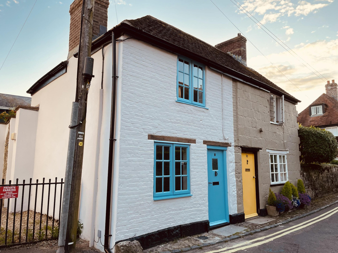 Exterior & Views, Charming Cottage Sleeps 4 with Sauna, Dorset
