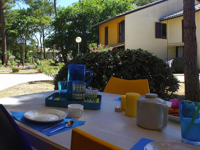 Balcony, Holiday Home for 6 Guest With sea View, Gironde