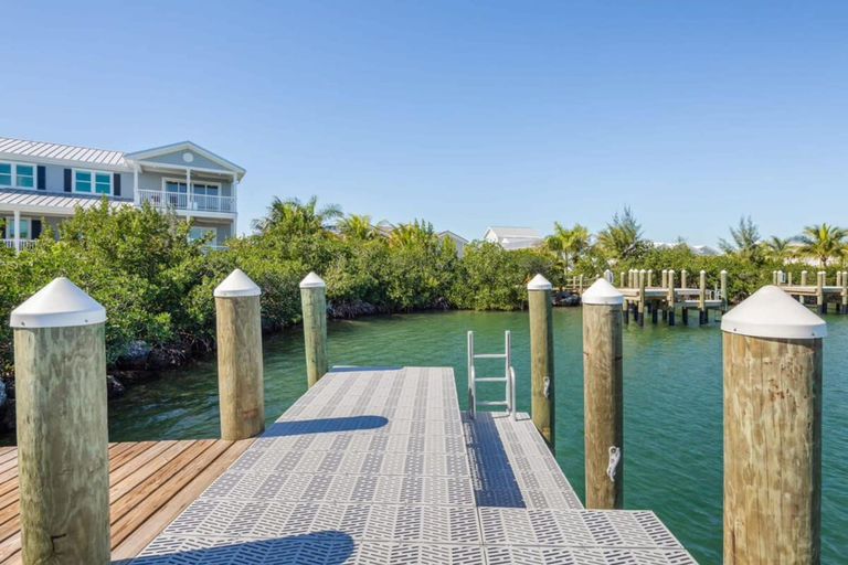 Room 2, Spindrift House by Brightwild Huge Pool Dock, Monroe