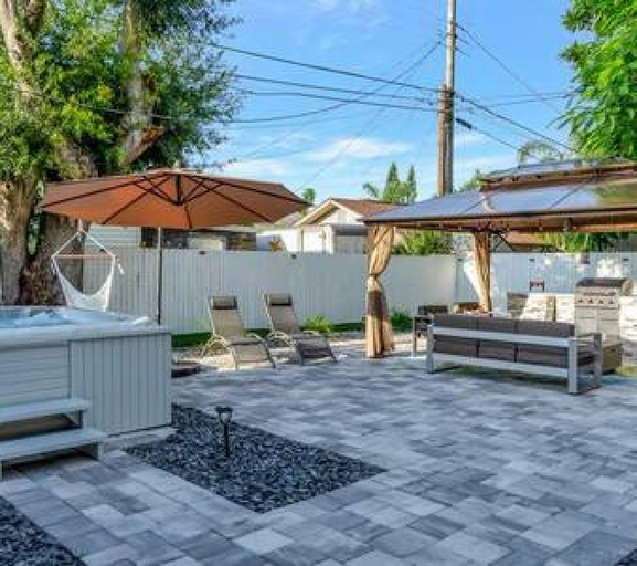 Room 5, Family Fun Backyard Oasis Hot Tub Games BBQ, Pinellas