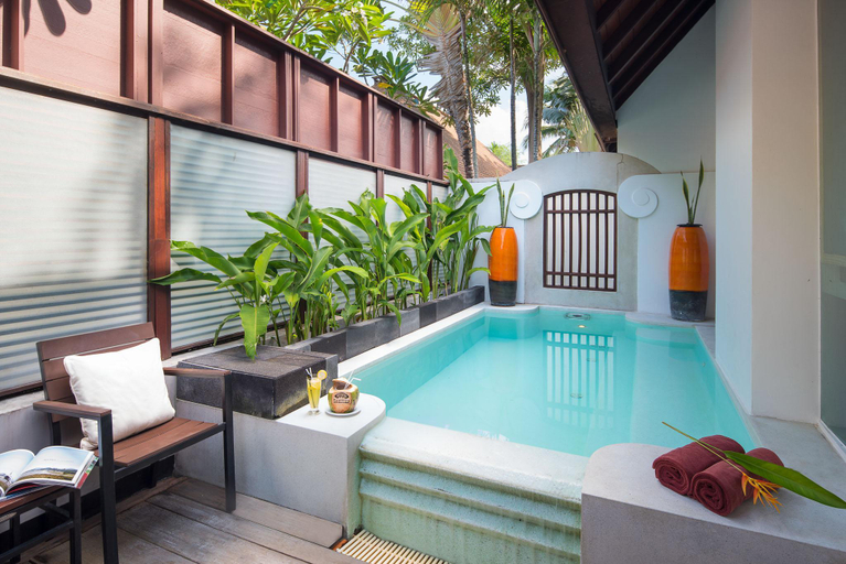 Swimming Pool 4
