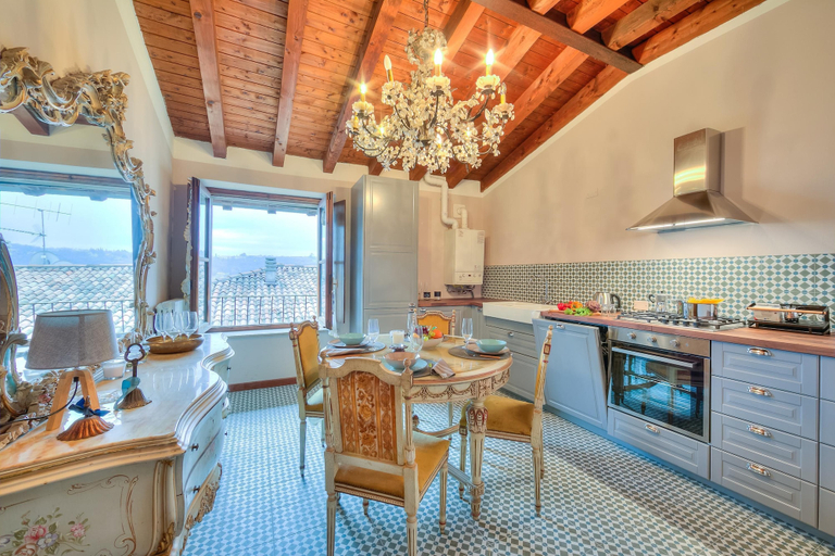 Room 4, Laetitia Historic Center Fantastic View L, Brescia