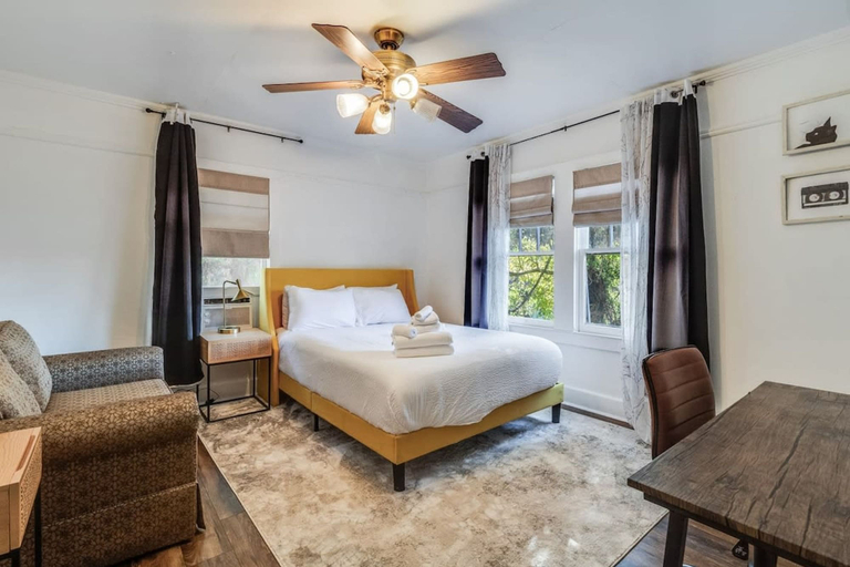 Bedroom, Jefferson Flat - Guest Room, Lafayette
