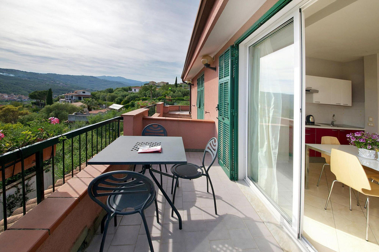 Others 3, Apartment in the Villa Giada Holiday Complex in Imperia, Imperia