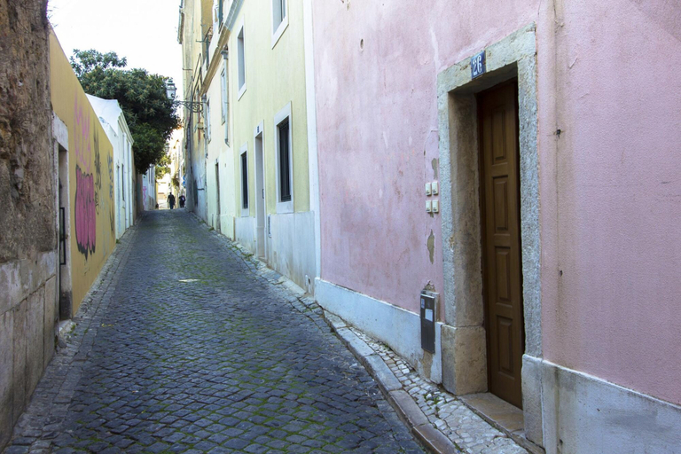 Room 3, Santa Marta Vintage Design II by Homing, Lisbon