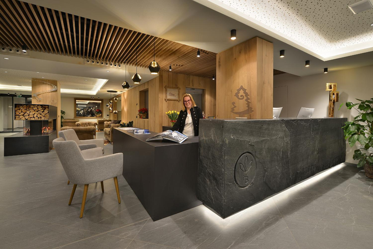 Public Area 4, Hotel Bucaneve, Sondrio