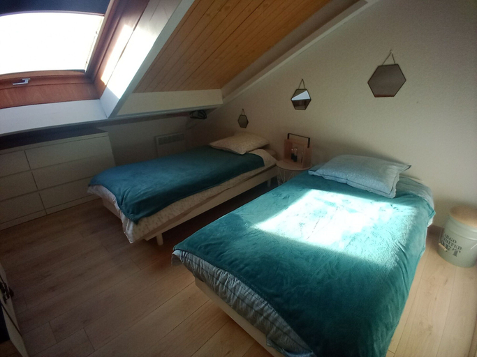 Bedroom 4, Directly on the Beach, Maisonnette Apartment With Fantastic sea View, Manche
