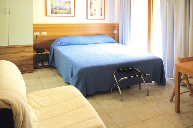 Room 5, Apartment in Sardinia Near Surfing Paradise, Olbia-Tempio