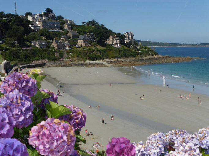 View from property 1, Apartment Near the Beach in Ploulec'h, Côtes-d'Armor