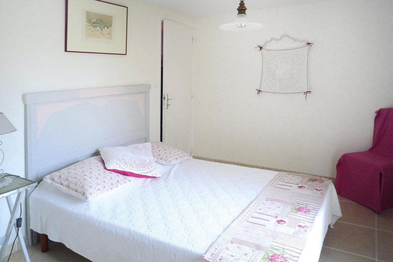 Bedroom 2, Country House near Binic Beaches, Côtes-d'Armor
