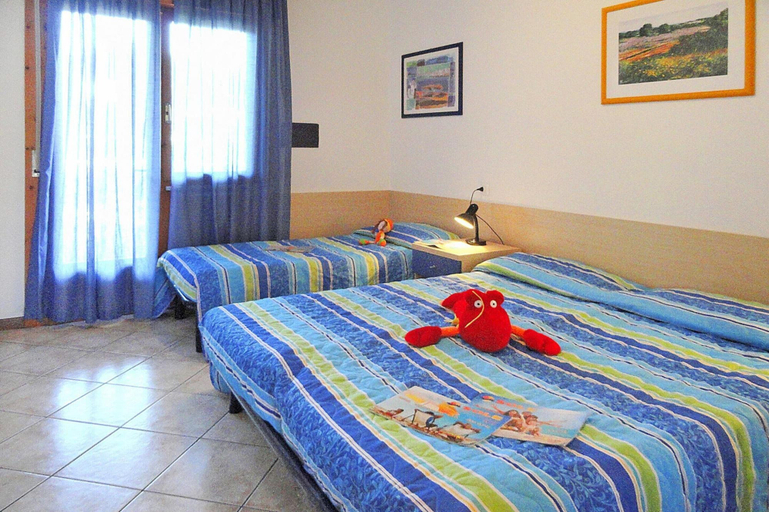 Room 5, Villas Nautilus With Shared Pool in Bibione, Venezia