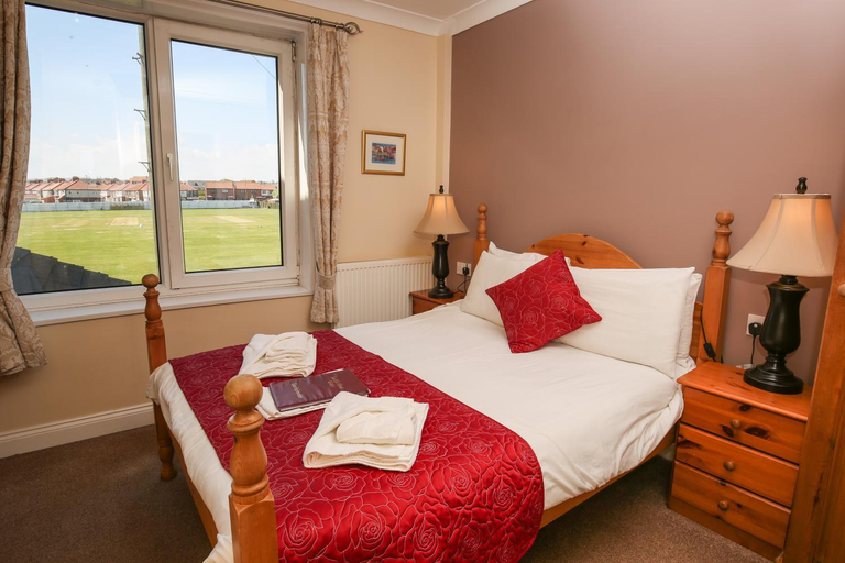 Bedroom 2, The Seacliffe - Whitby, North Yorkshire