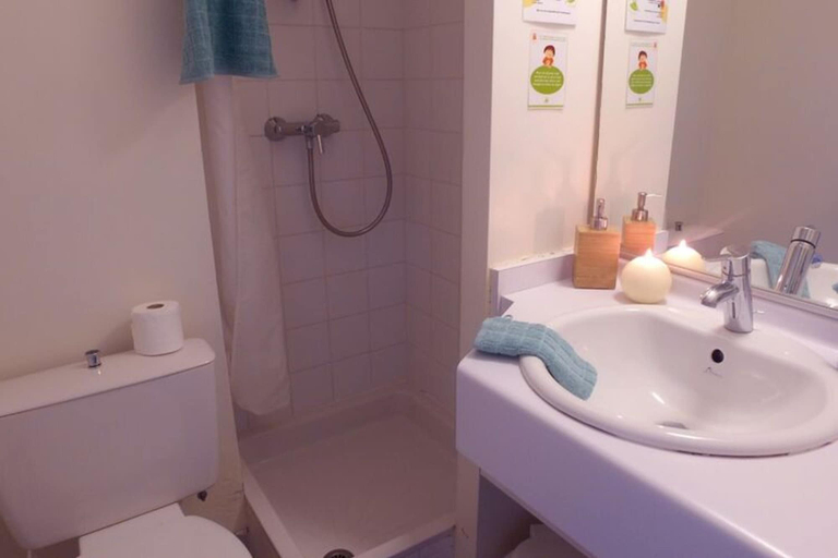 Bathroom, Terraced House in Piriac Near Atlantic Beach, Loire-Atlantique