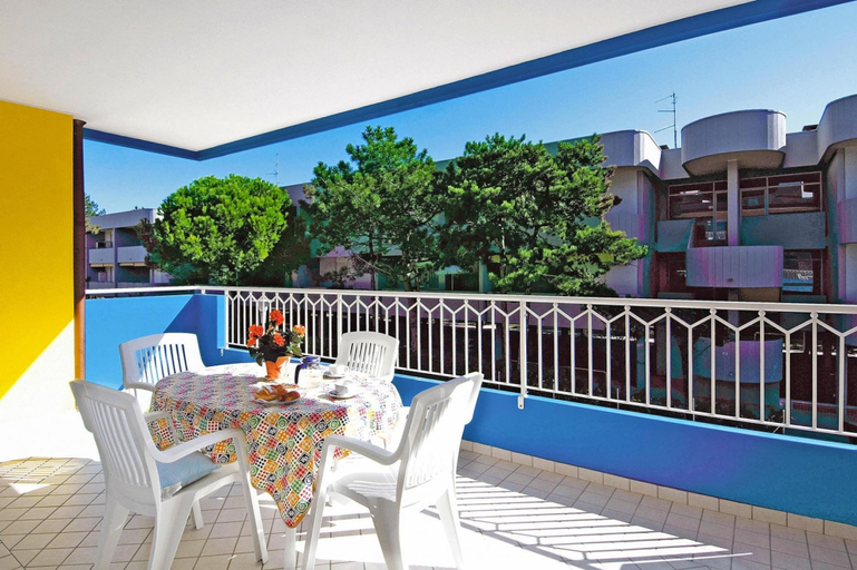 Others 3, Apartment in Bibione Spiaggia 300 m From the sea, Venezia
