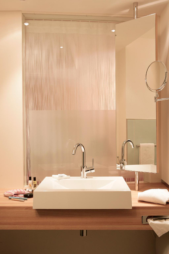 Bathroom 11