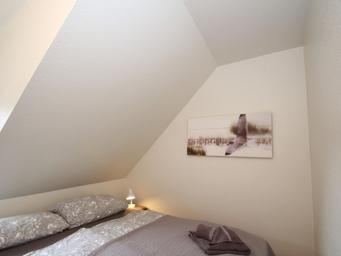 Room 4, Strandnahe Ferienwohnung in Duhnen, Cuxhaven