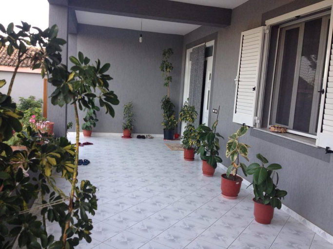 Others 2, Guesthouse Anila, Lushnjës