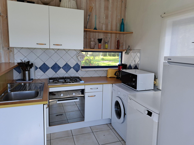 Others 5, Villa in Le Faou with Panoramic Sea Views, Finistère