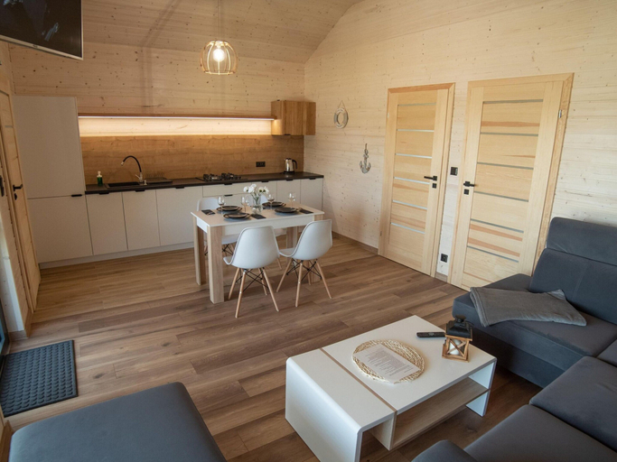Dining 2, Holiday Homes With Terraces, Close to the Beach, Sławno
