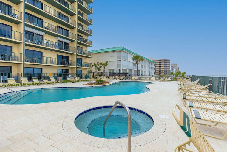 Room 5, Breathtaking Views Heated Pool Beach Access, Volusia