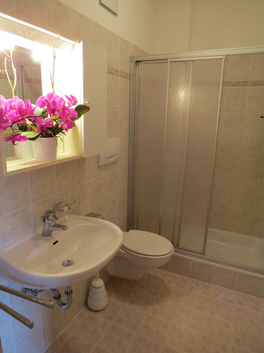 Bathroom 3, Agriturismo Kabishof, Bolzano