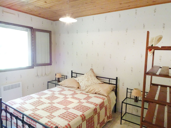 Room 4, Holiday Home on the Silver Coast, Verdon-sur-mer, Gironde