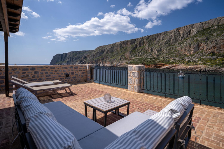 Others 2, Guesthouse Laoula, Peloponnese