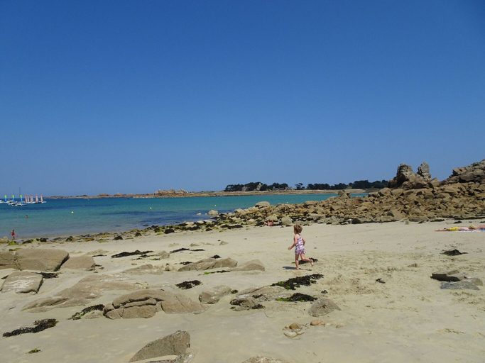 View from property 3, Holiday Home in Port Blanc by Sandy Beach, Côtes-d'Armor