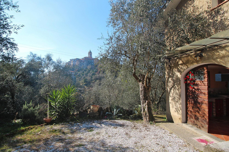 Exterior 4, Holiday Home With Above-ground Pool and sea View in Monteggiori, Lucca