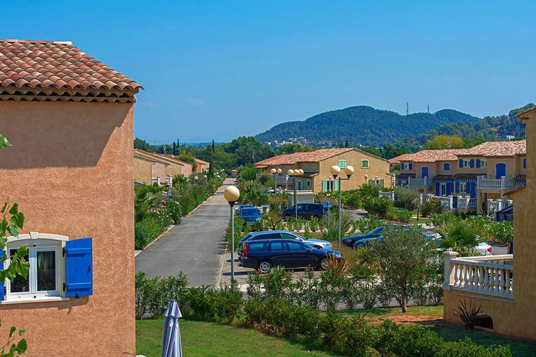 Exterior 3, Standard Terraced House in Residence, Var