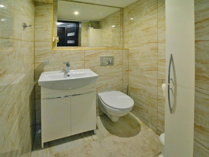 Bathroom 4, Comfortable Apartment in Kolobrzeg, Sauna Included, Kołobrzeg