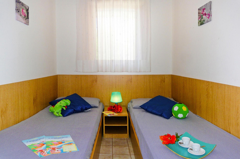 Bedroom 2, Residence Valbella Beach, Venezia