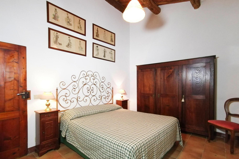 Bedroom 2, Charming House in Tuscany With Pool & Views, Siena