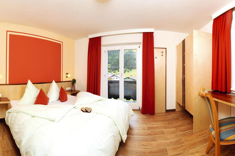 Bedroom 2, Apartment in Ischgl in the mountains, Landeck