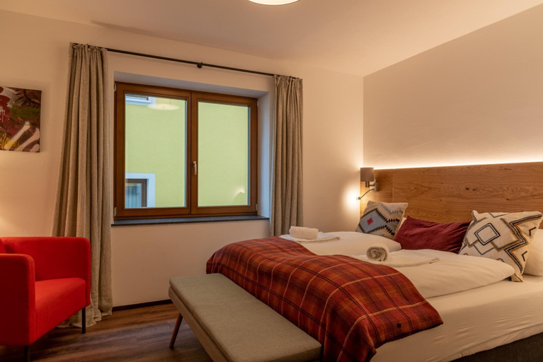Room 5, Finest Villa Zell am See Luxury Sauna 12 pax, Zell am See