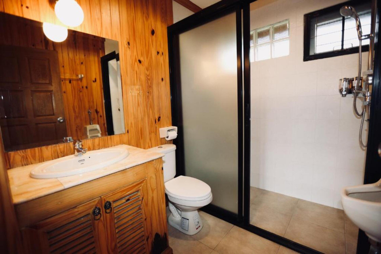 Bathroom 4, Khaoyai Valley 4, Pak Chong