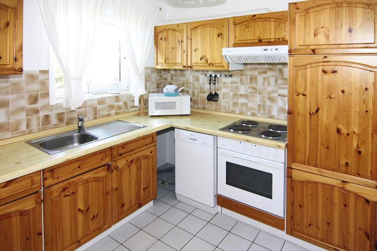 Private kitchen 5, Ferienanlage Schuldt, Behrensdorf, Plön