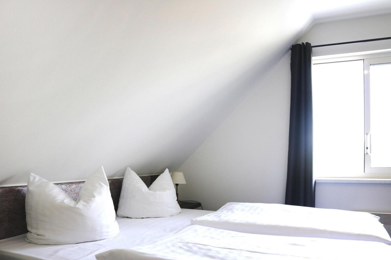 Room 2, Ferienhaus im Van der Valk Resort in Linstow, Rostock