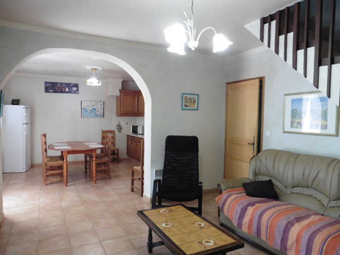 Others 4, Country House With Private Terrace, Beaucaire, Gard