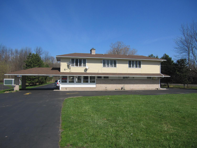 Others 3, Budget Inn Fairport, Monroe