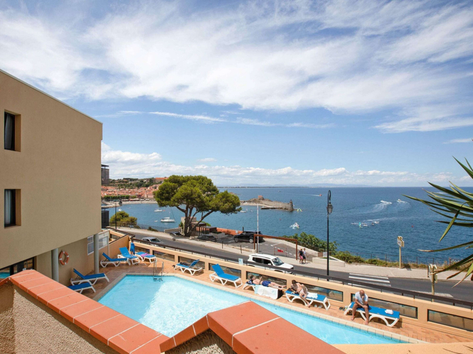 Pool 3, Apartment in Collioure With Sea View, Pyrénées-Orientales