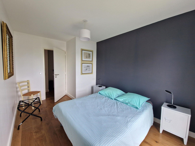 Bedroom 3, Apartment in Concarneau Near Seafront, Finistère