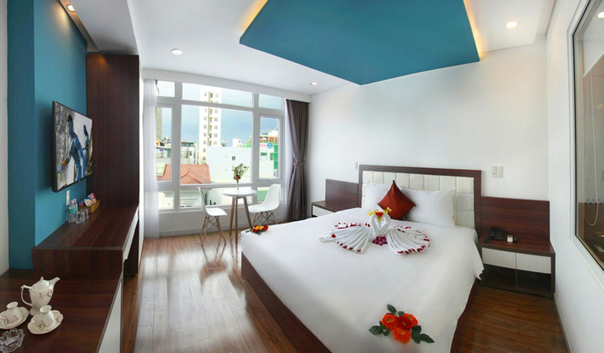 Bedroom 12