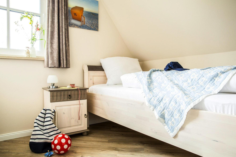 Room 2, Luxushaus Boddenkuste mit Sauna, Vorpommern-Rügen