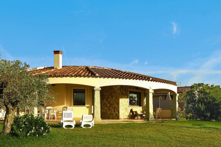 Exterior 2, Villa on Costa Rei Near Sandy Beach, Cagliari