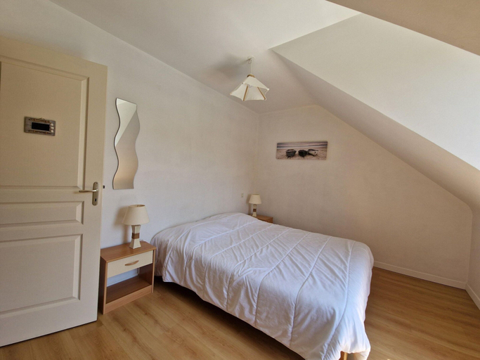 Others 5, Holiday Villa With Pool in Sarzeau, Morbihan