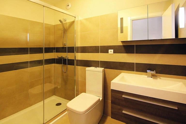 Bathroom 4, Apartment in Corsica near Palombaggia Beach, Corse-du-Sud