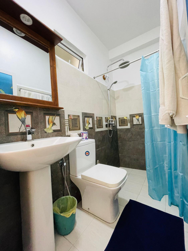 Bathroom 3, Appolo Hotel, Hikkaduwa